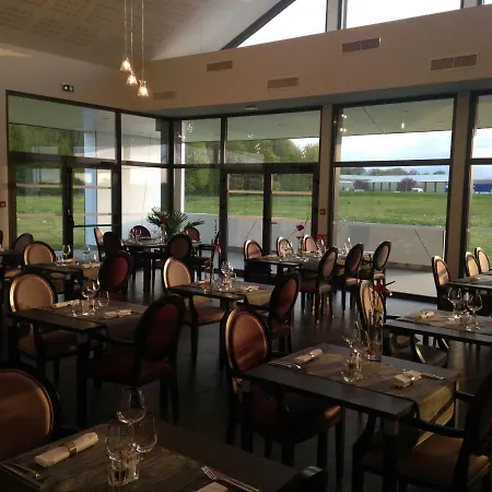 - Restaurant La Claire Foret 3* Morhange