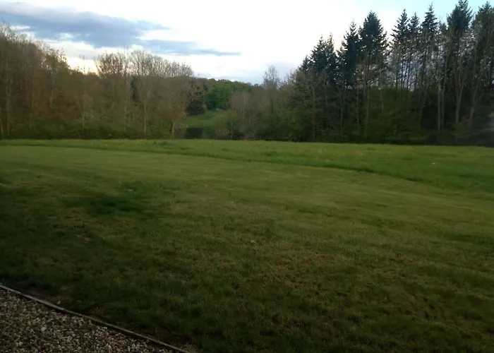 - Restaurant La Claire Foret Hotel Morhange